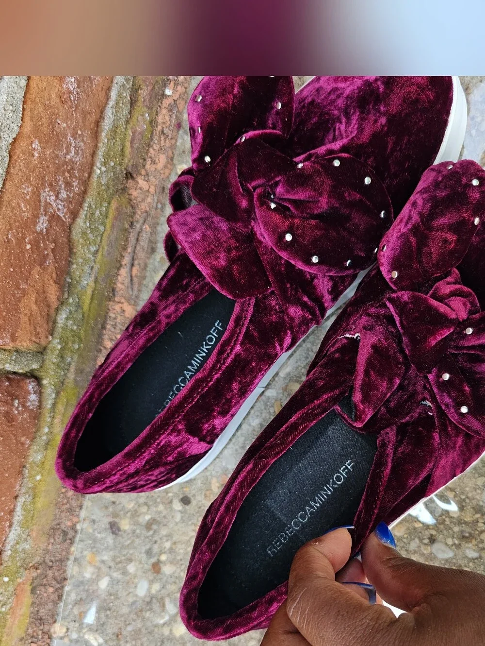 Rebecca Minkoff Women’s Rich Berry Velvet Bow Platform Slip-On Sneakers Size 8M